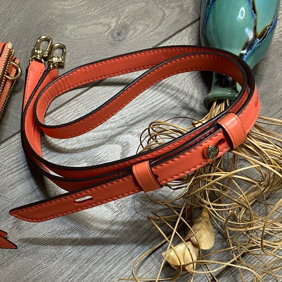 Michael Kors Mini Crossbody Bag - Picture 5 of 16